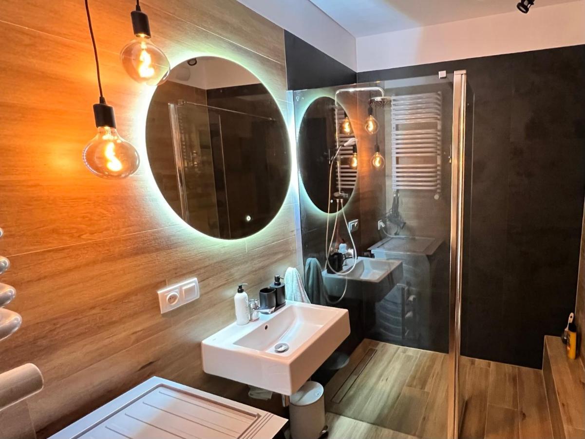 Warsaw Downtown View 3 Rooms 60M2+ Free Garage 2Km Old Town Metro 9Min Tram Exterior photo